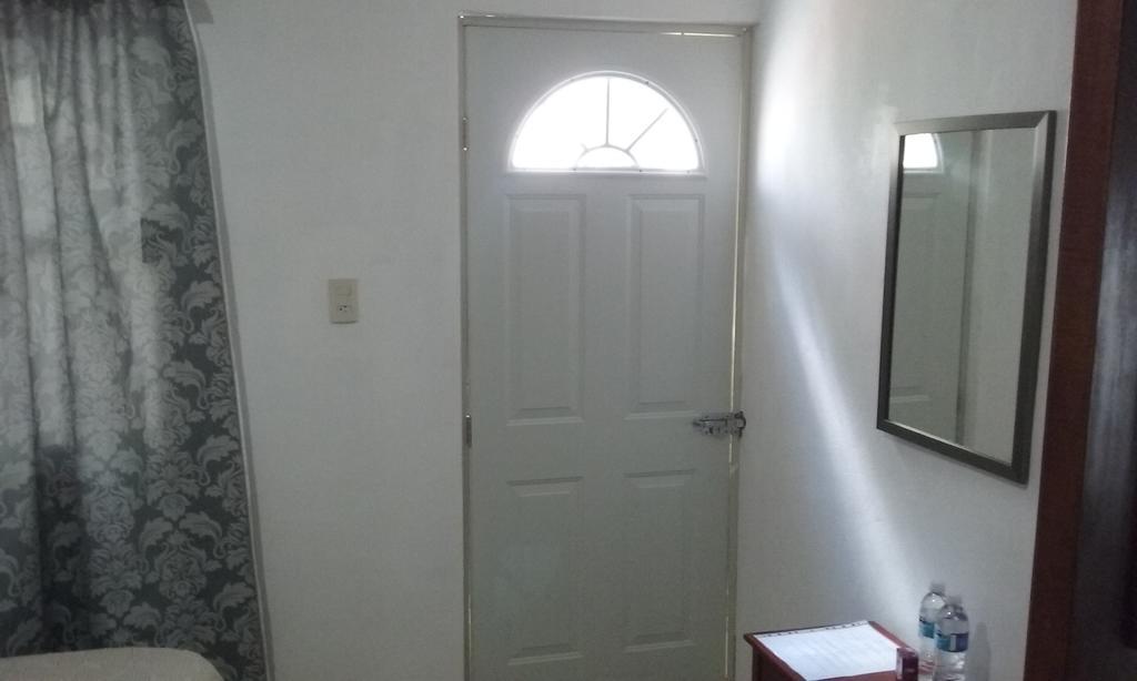 Room In Cancun Stadium المظهر الخارجي الصورة