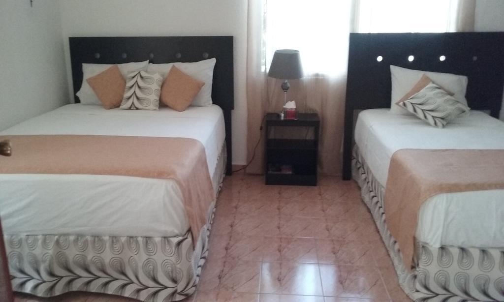 Room In Cancun Stadium المظهر الخارجي الصورة