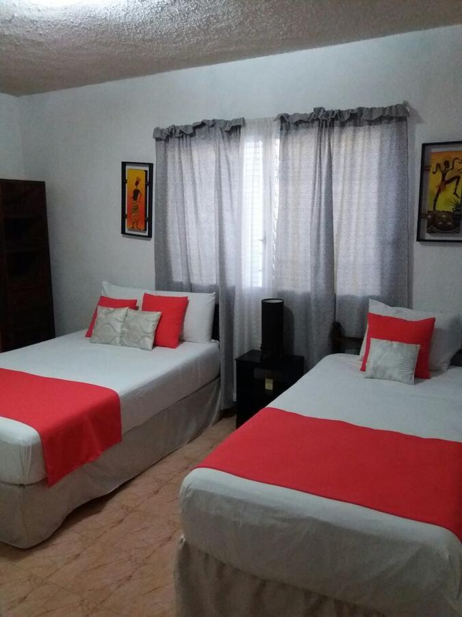 Room In Cancun Stadium المظهر الخارجي الصورة